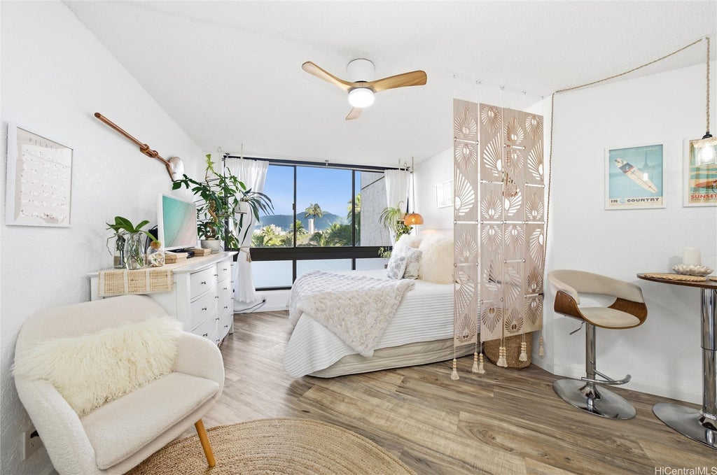 (unit #ii718) 300 Wai Nani Way, Honolulu