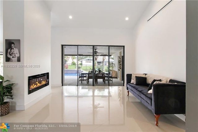 3 of 17 - 12180 Nw 2nd St, Coral Springs, FL