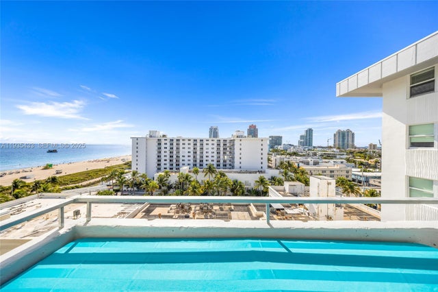 2 of 33 - 465 Ocean Dr 1008, Miami Beach, FL