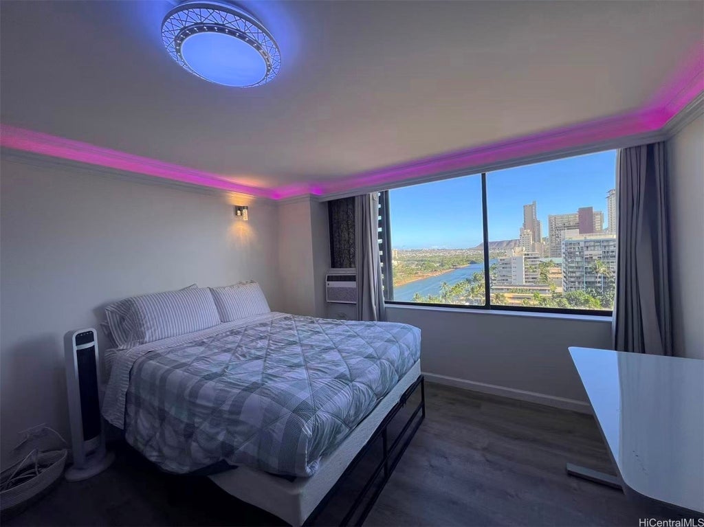 (unit #1408) 444 Niu Street, Honolulu