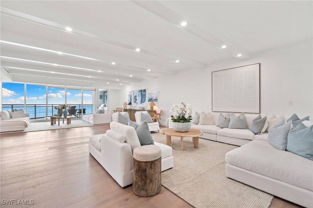 Photo of Listing #225084511