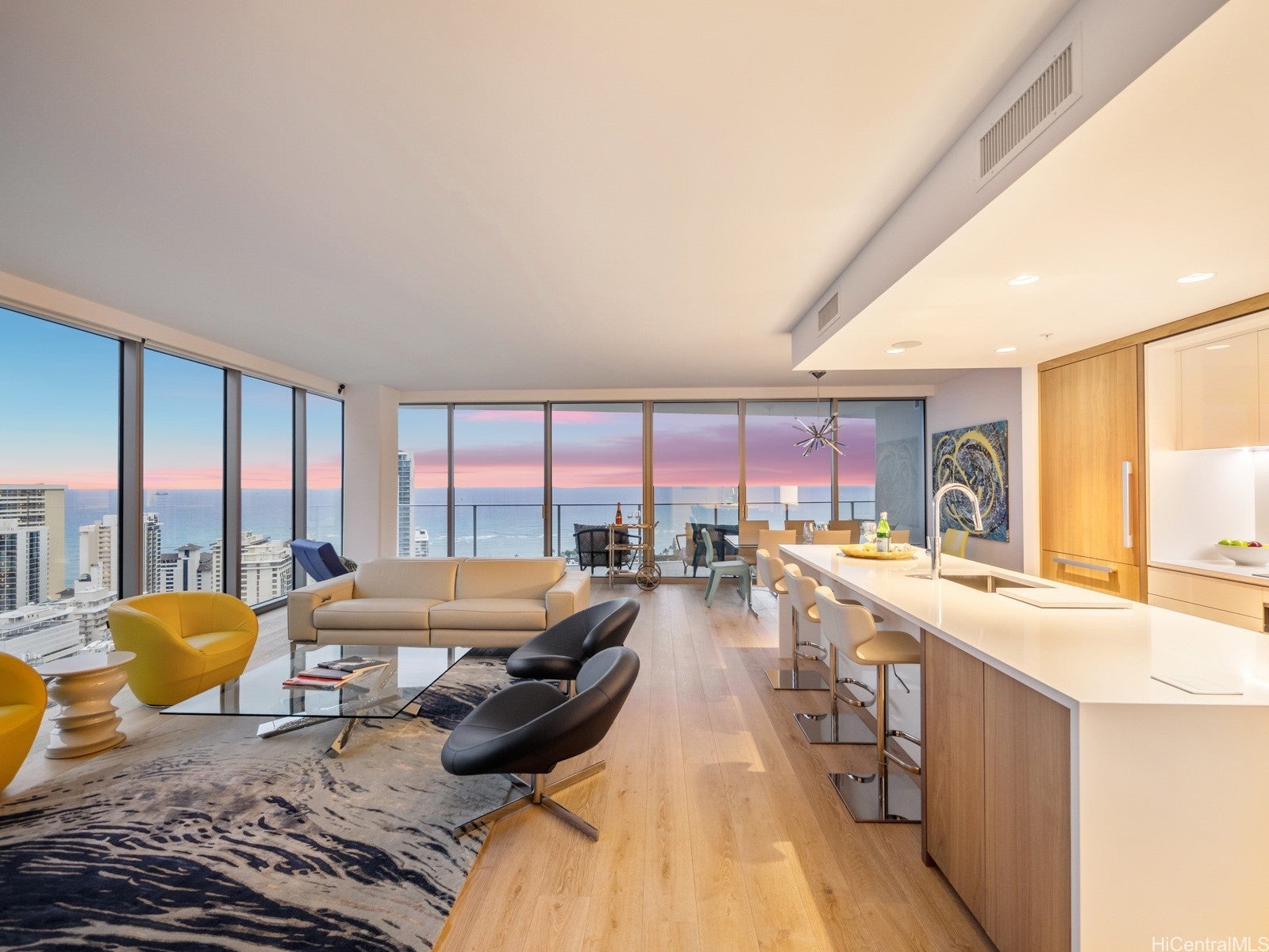 Photo of Listing #202528471