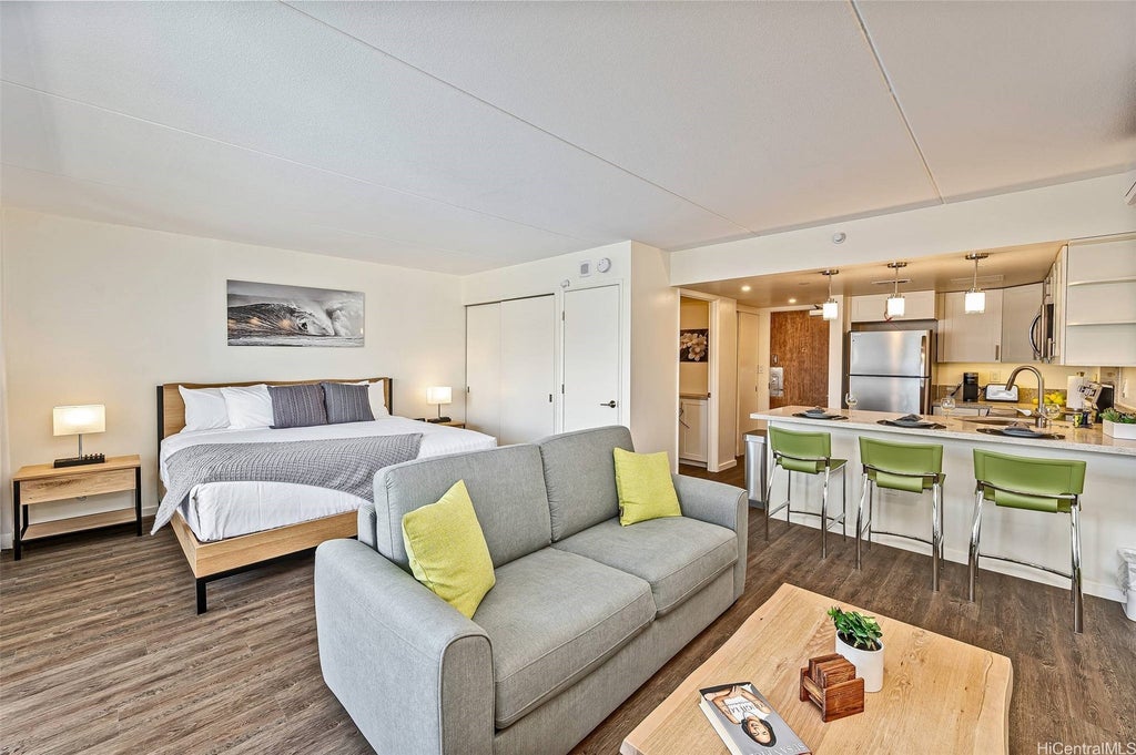 (unit #911) 1777 Ala Moana Boulevard, Honolulu