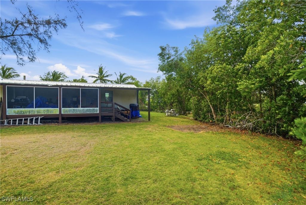 103 Egret Ln, EVERGLADES CITY