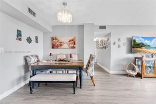 Photo of Listing #A11934076