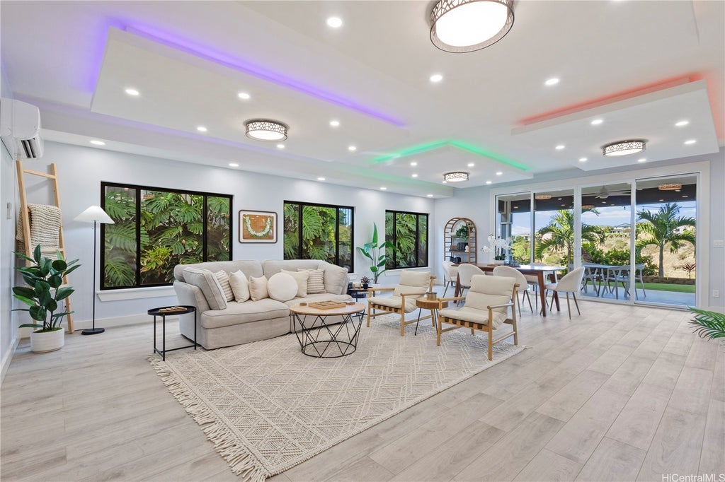 92-1266 Hookeha Street, Kapolei