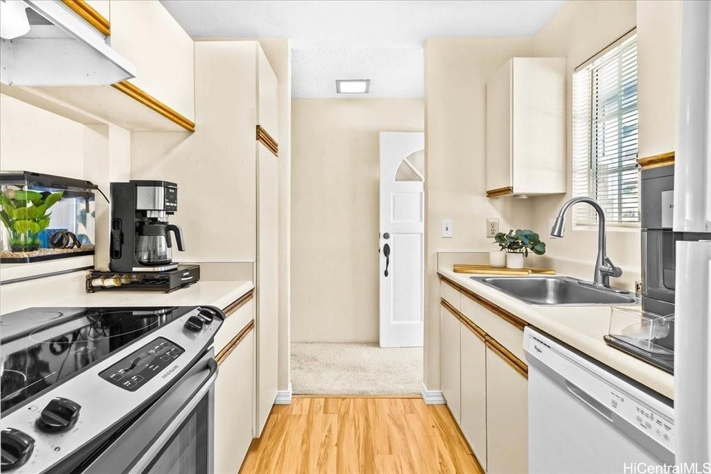 (unit #16203) 92-1019 Alaa Street, Kapolei