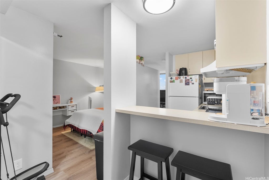 (unit #908a) 1060 Kamehameha Highway, Pearl City