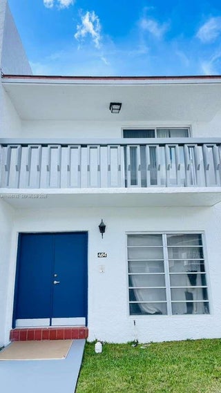 Photo of Listing #A11935792