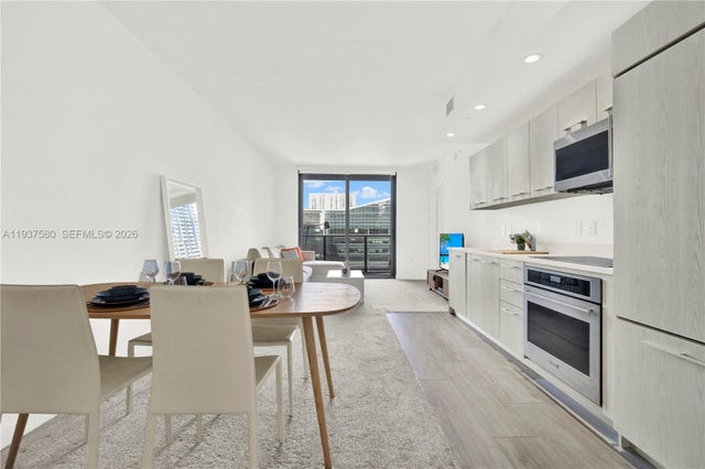 4 of 39 - 45 Sw 9th St 1609, Miami, FL