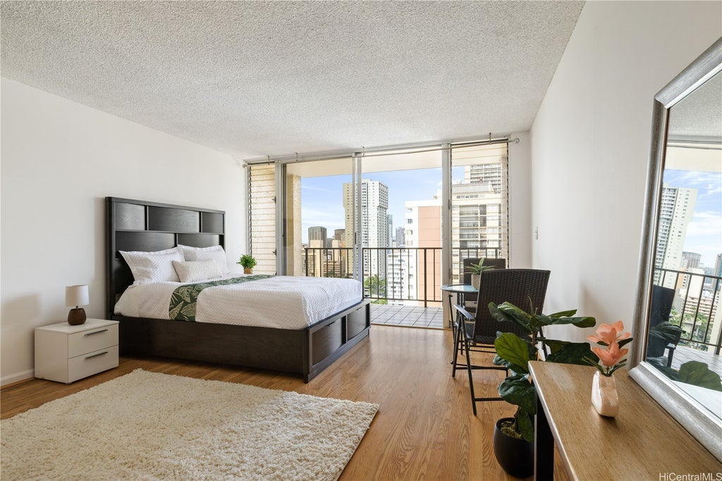 (unit #2104) 2345 Ala Wai Boulevard, Honolulu