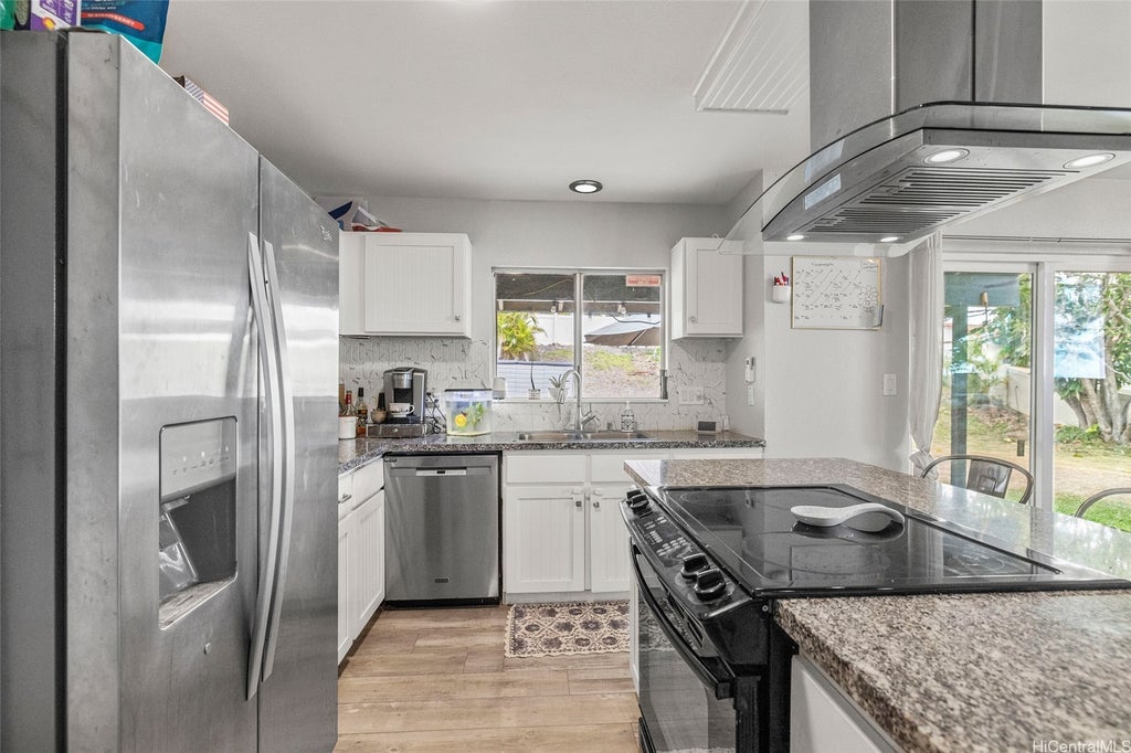 (unit #15) 92-1252 Kikaha Street, Kapolei