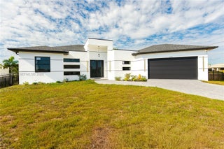 Photo of Listing #A11935727