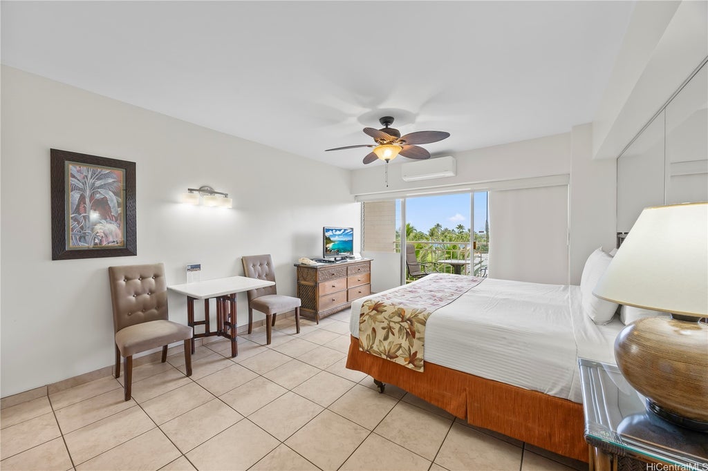 (unit #615) 2161 Kalia Road, Honolulu