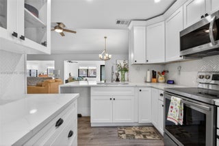 Photo of Listing #A11938176