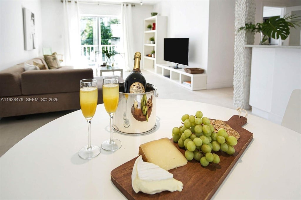 201 Jefferson Ave 2e, Miami Beach