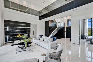 Photo of Listing #A11938388