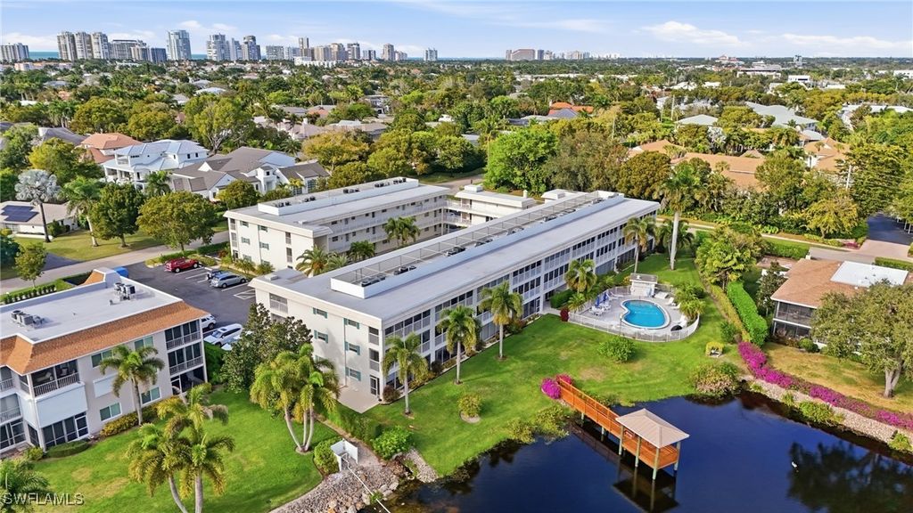 3150 Binnacle Dr 115, Naples