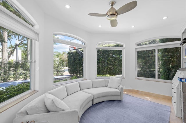 5 of 27 - 4490 Royal Palm Ave, Miami Beach, FL