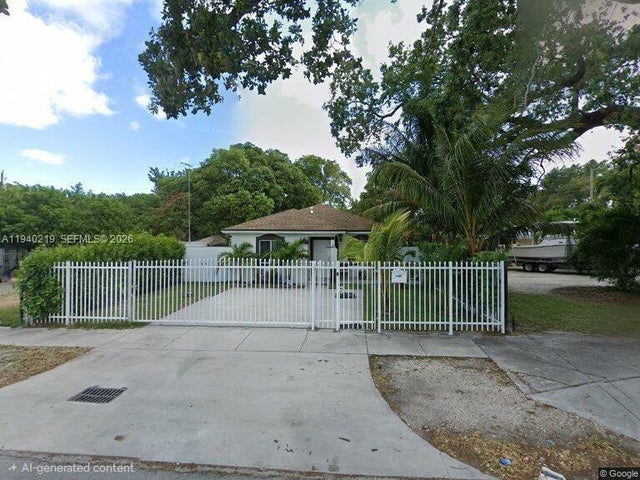 1940 Nw 48th St, Miami