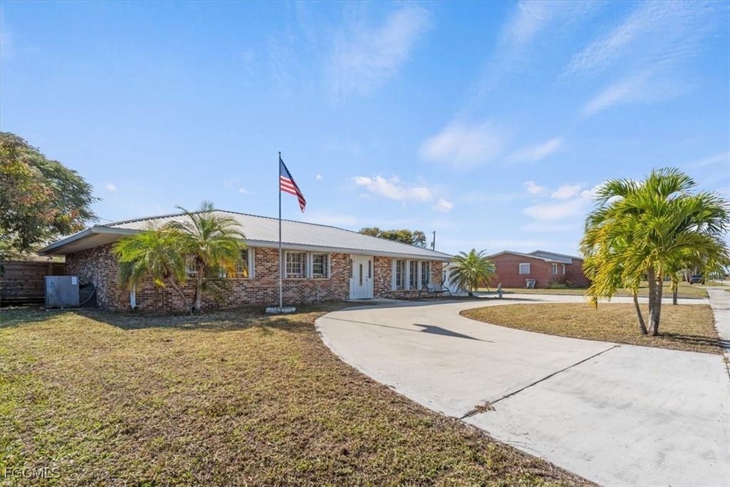 610 E Avenida Del Rio, Clewiston