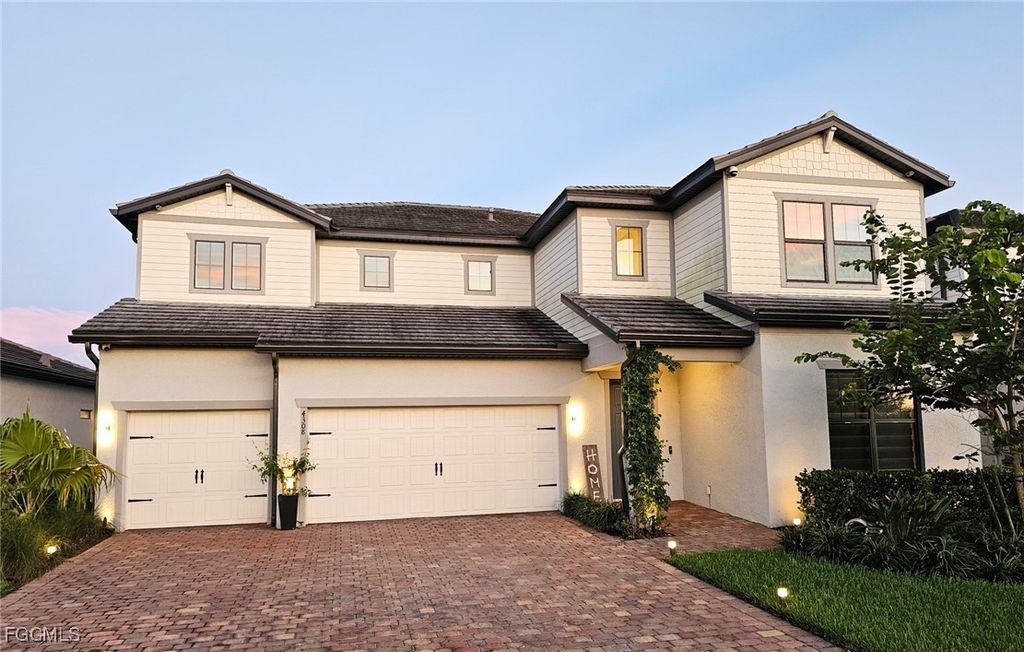4308 Arlington Dr, Ave Maria