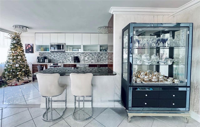 1920 S Ocean Dr 6a, Hallandale Beach