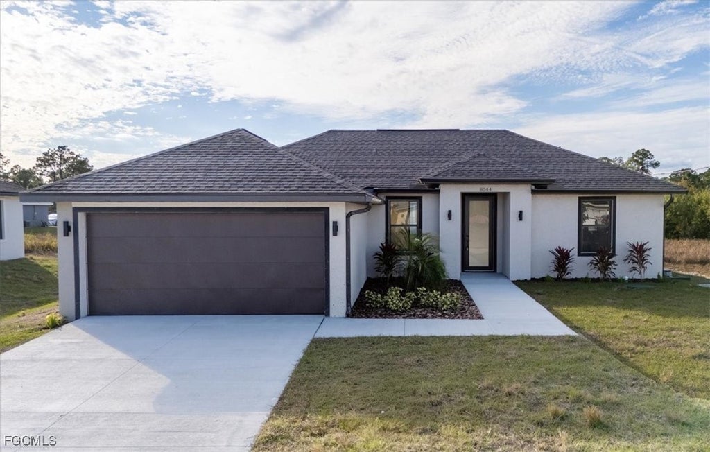 8044 Buttercup Cir, Labelle