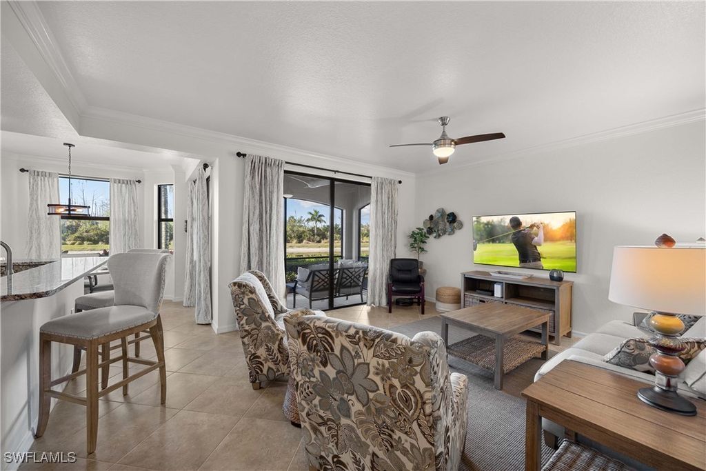 9820 Giaveno Cir 1417, Naples