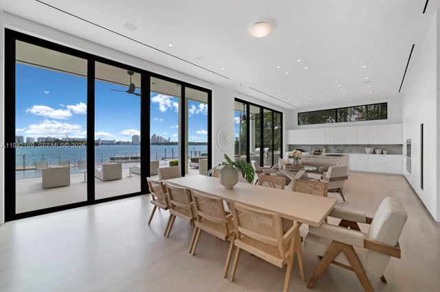 4 of 51 - 33 E Dilido Dr, Miami Beach, FL