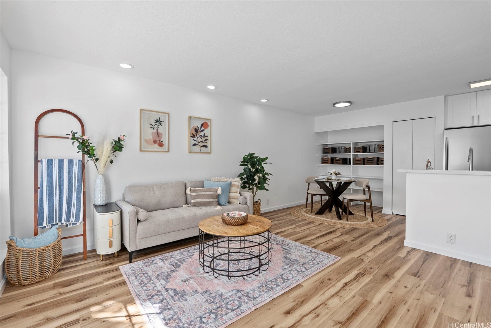 Photo of Listing #202600533