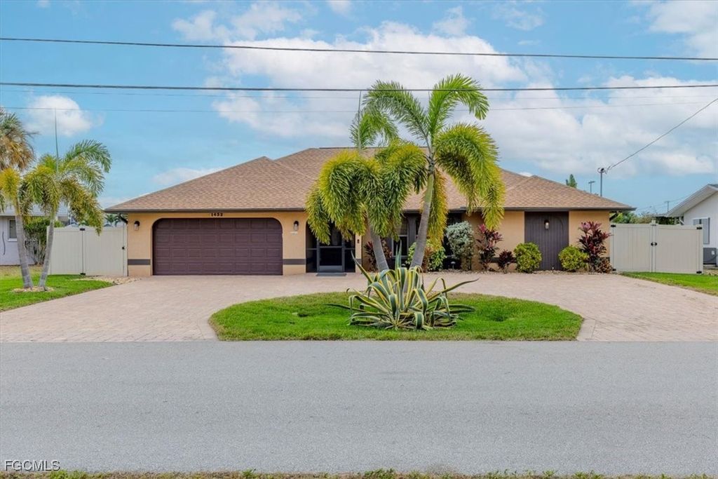 1432 Se 3rd St, Cape Coral