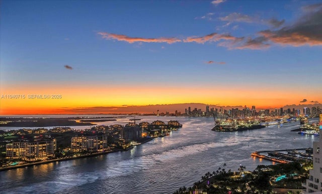 100 S Pointe Dr 3002, Miami Beach