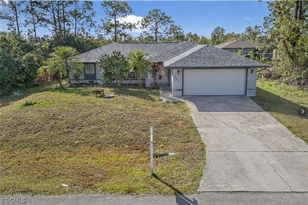 2917 48th St W, LEHIGH ACRES