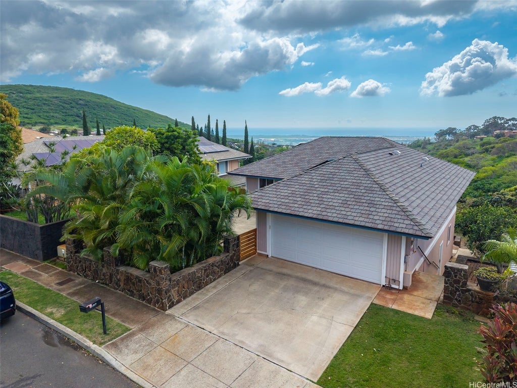92-317 Hookili Place, Kapolei