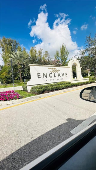 Photo of Listing #A11943258