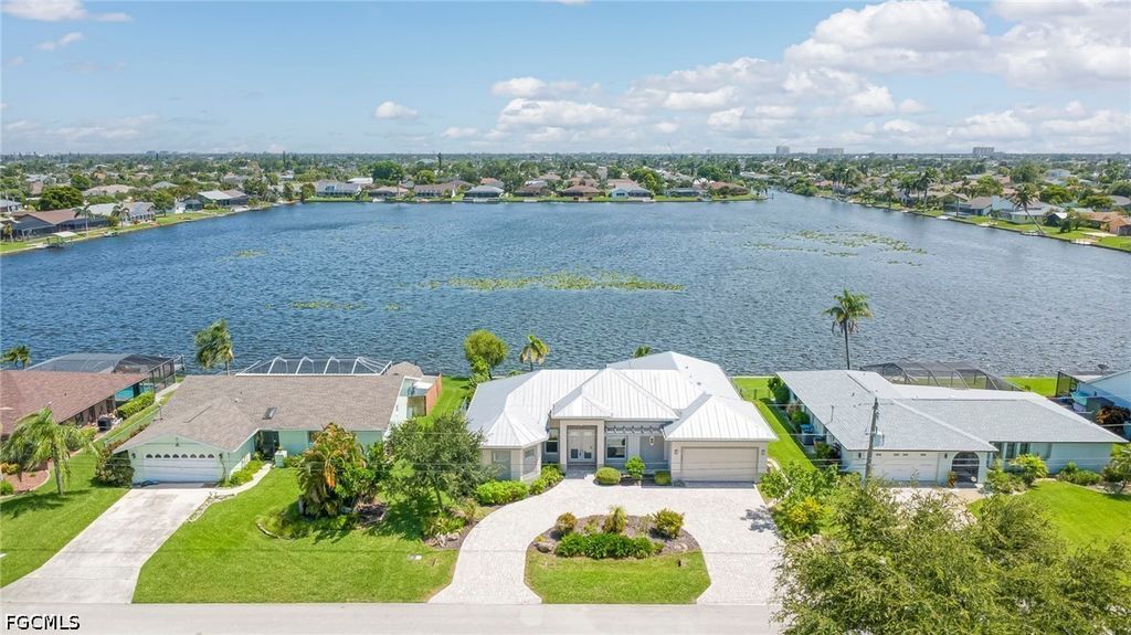 428 Sw 35th St, Cape Coral
