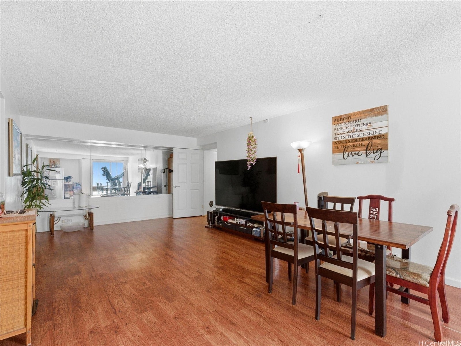 Photo of Listing #202600652