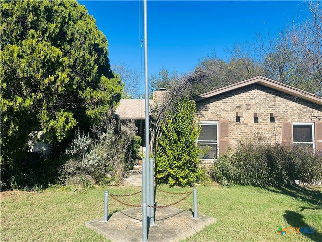 403 Cottonwood Drive, Copperas Cove