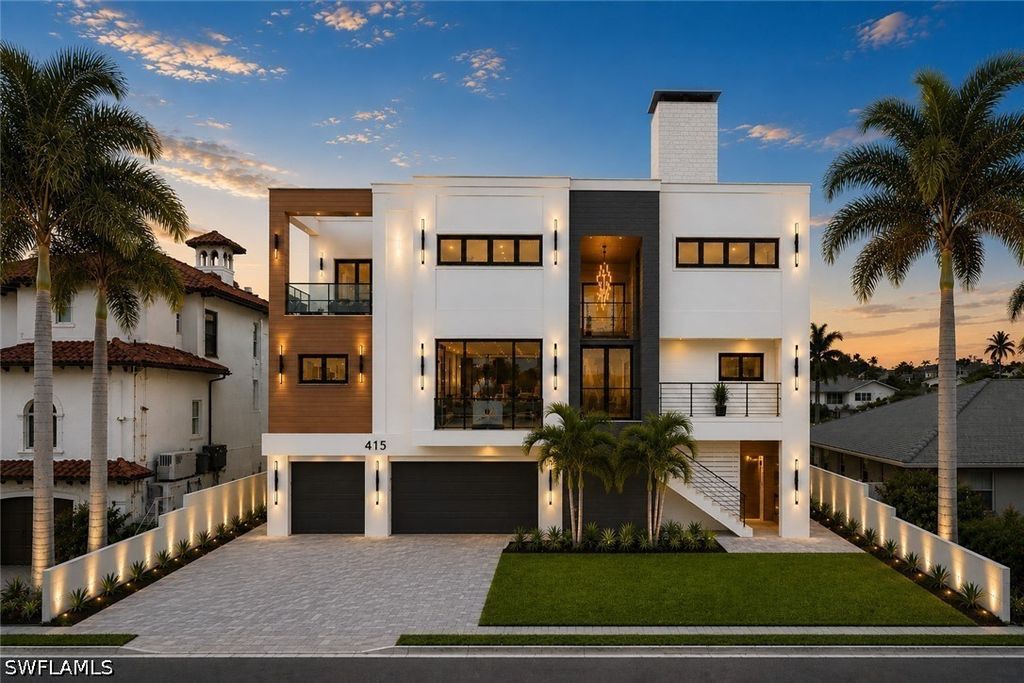 415 Seabee Ave, Naples