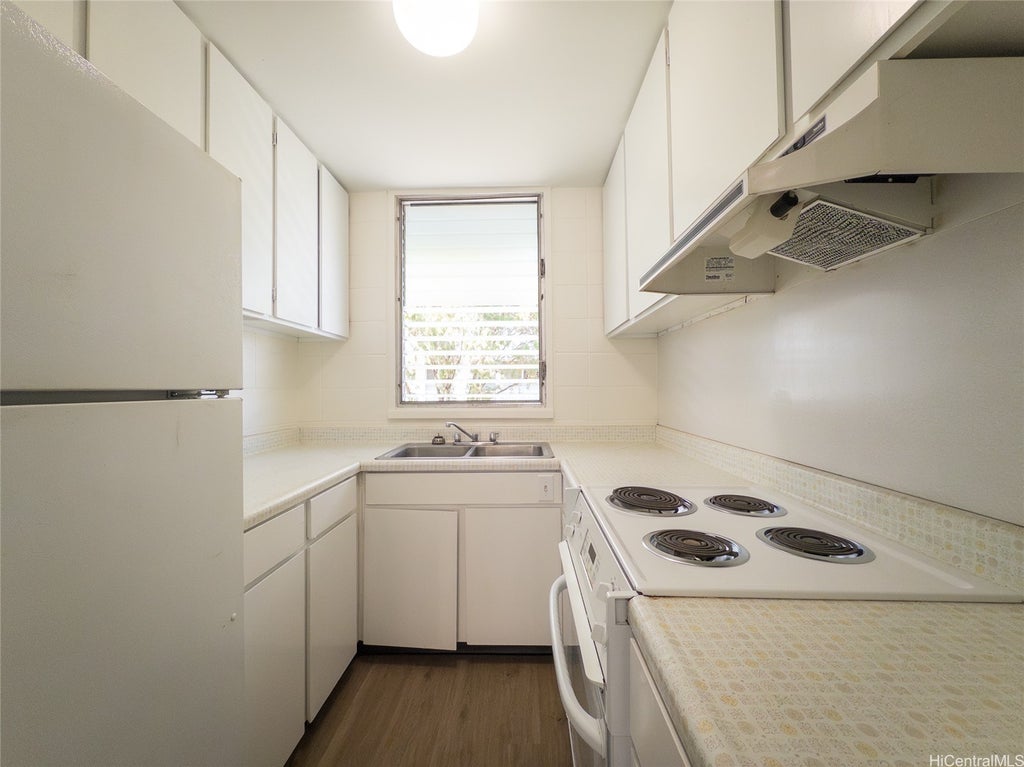 (unit #207) 922 Kapahulu Avenue, Honolulu