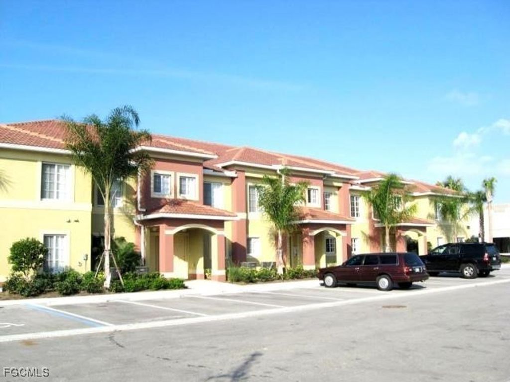 12021 Rock Brook Run 2105, FORT MYERS