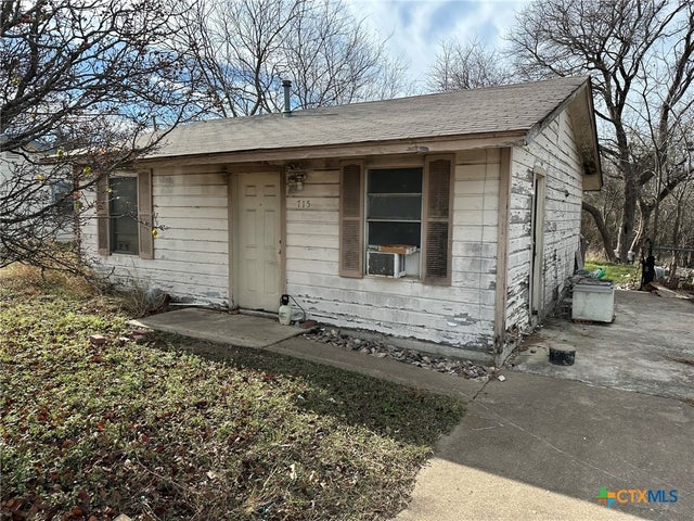 715 W Avenue B, Copperas Cove