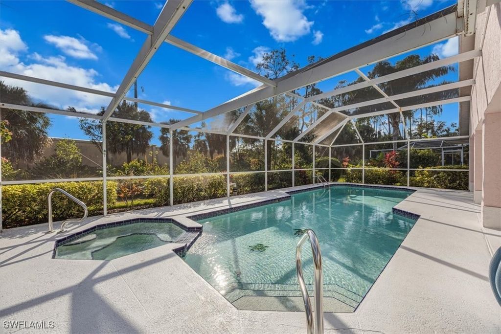 4198 Royal Wood Blvd, Naples