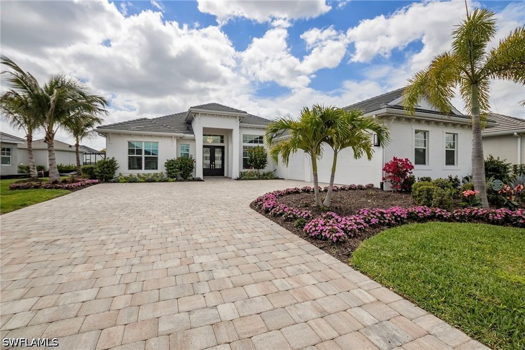 17244 Blue Sapphire Dr, Fort Myers