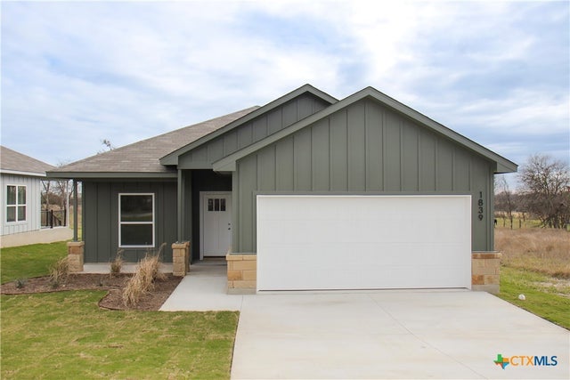 1839 E French Avenue, Temple