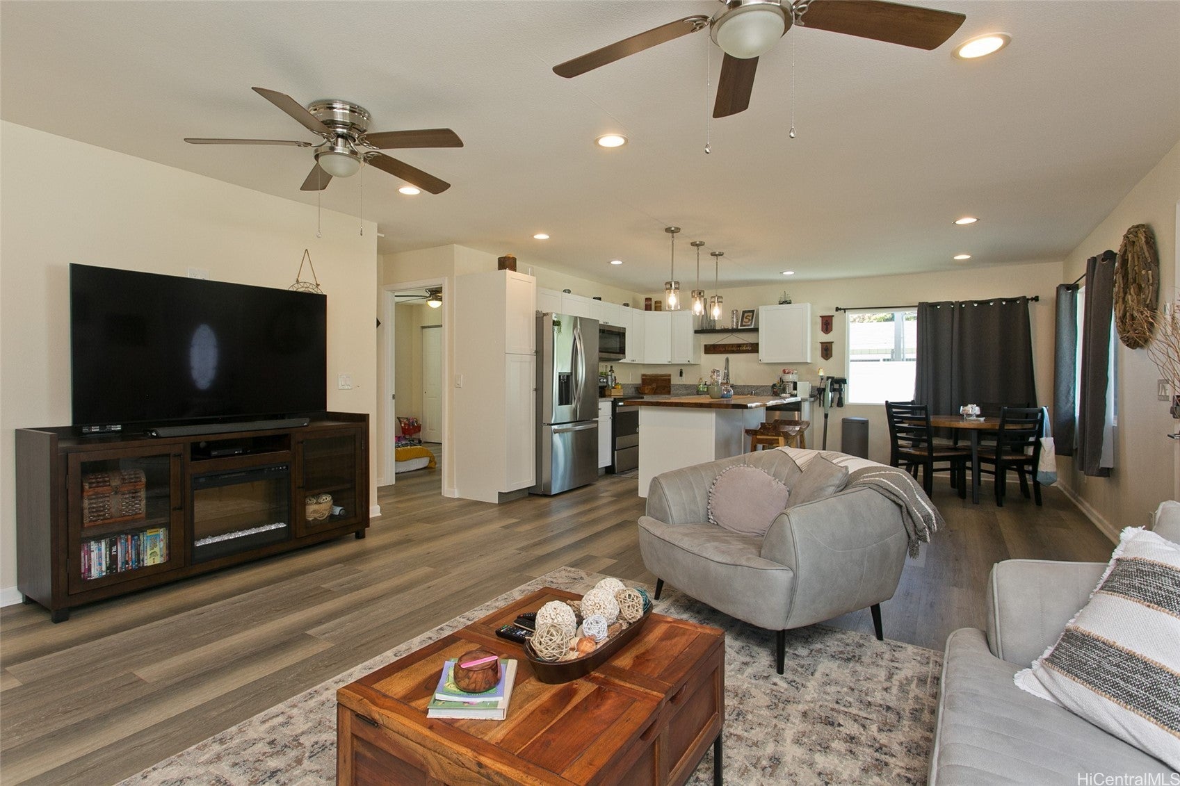 Photo of Listing #202600874