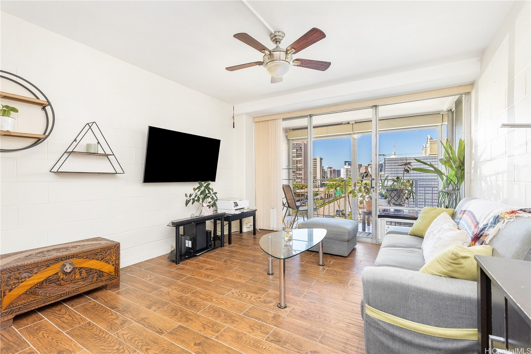 Photo of Listing #202600935