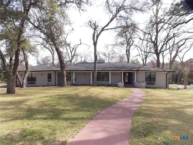 2413 Brooklawn Drive, Temple