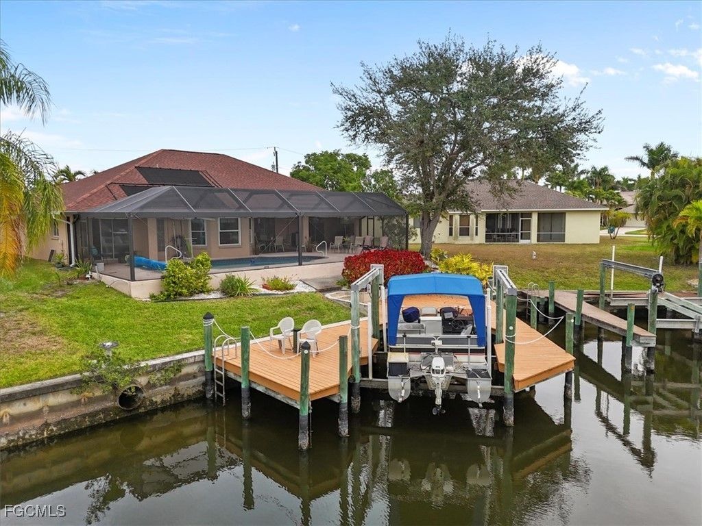 2508 Sw 25th St, Cape Coral